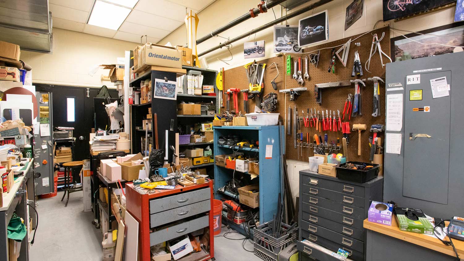 Workshop with a large amount of tools 